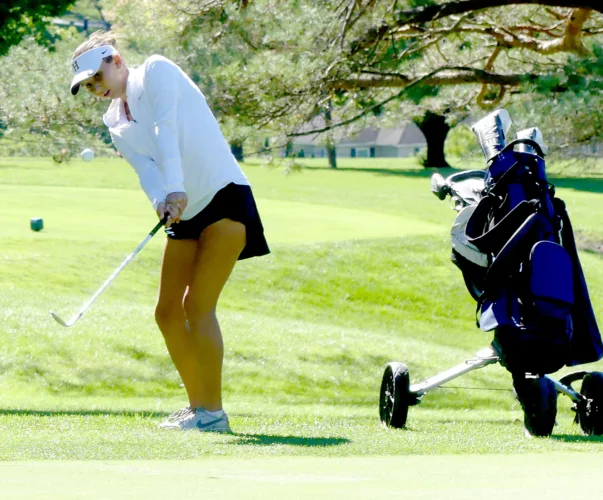 Filia edges Denis for girls championship